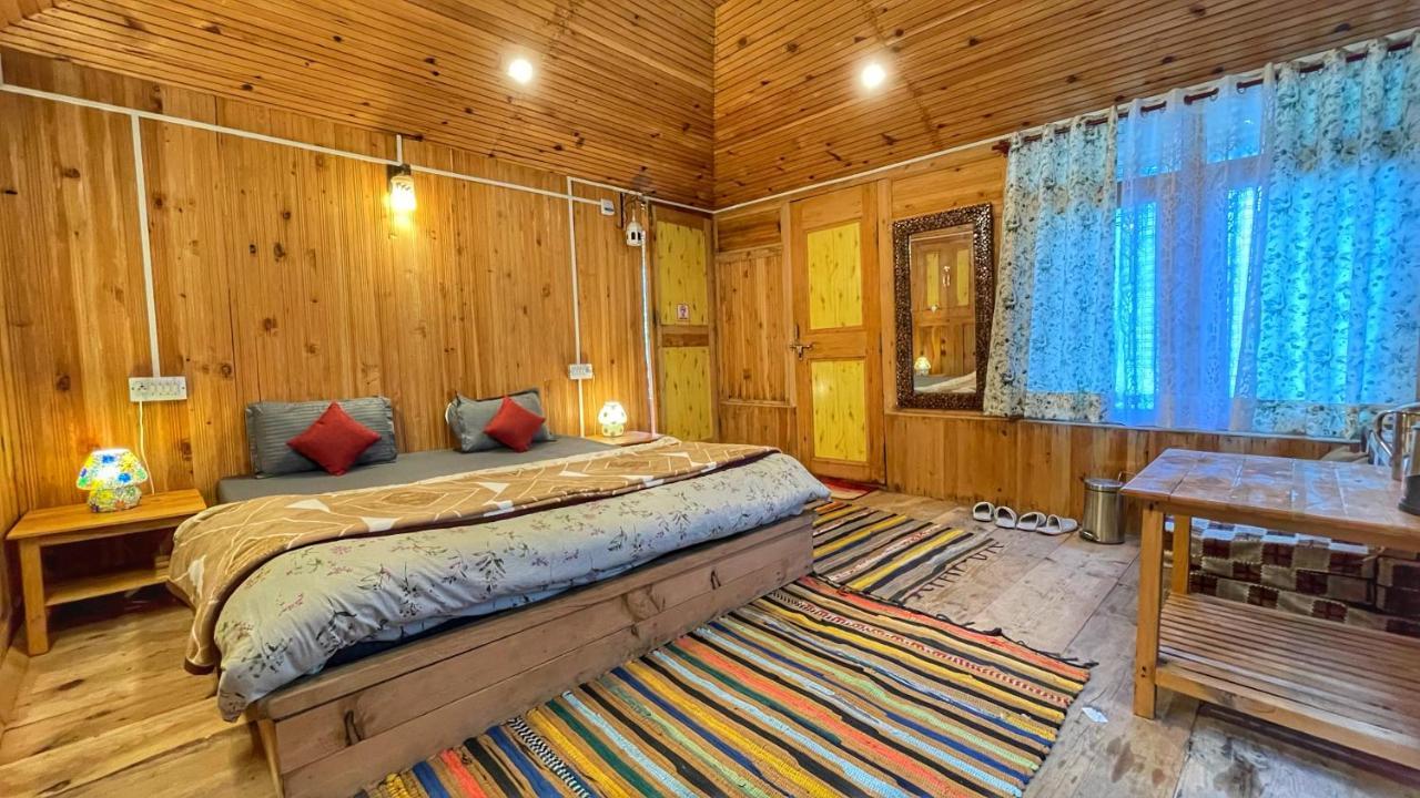 The Misty Wilds Home, Homestay Jibhi