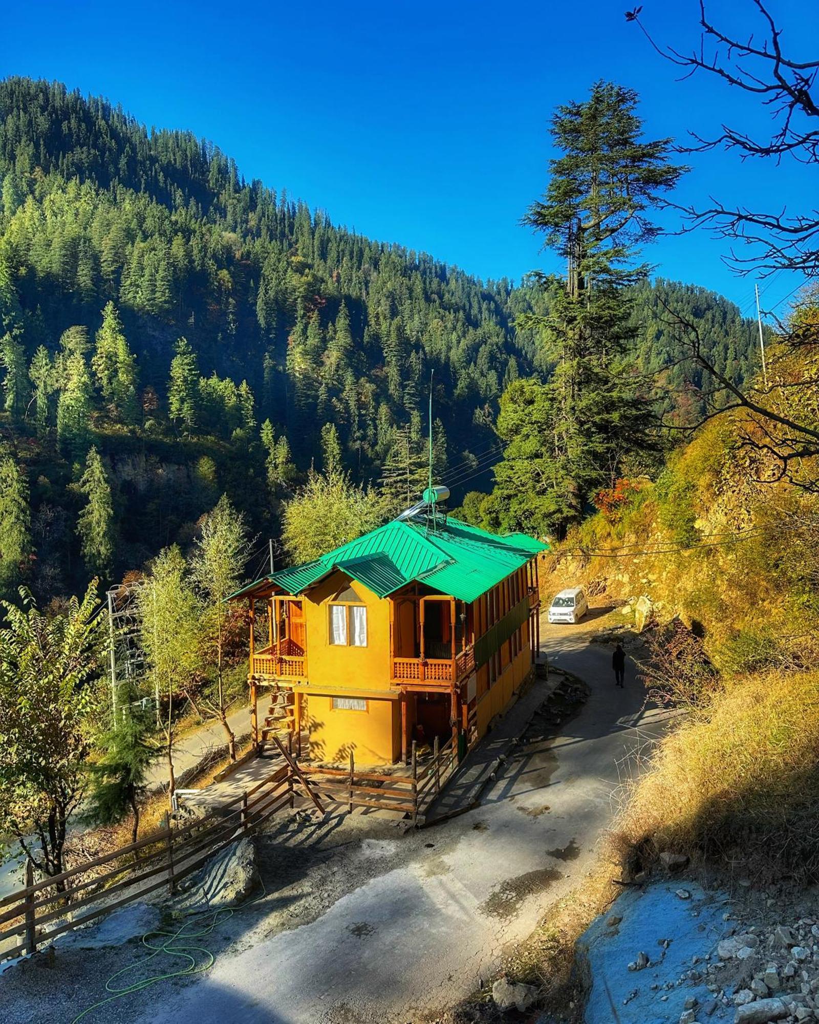 The Misty Wilds Home, Homestay Jibhi